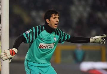 Arsenal lại tràn trề cơ hội sở hữu "hàng khủng" Buffon ảnh 1