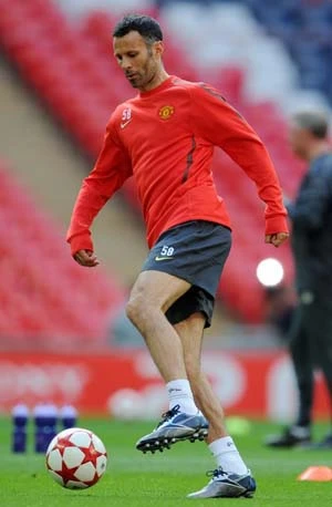 Chùm ảnh Man Utd và Barcelona tập luyện trước giờ G ảnh 5