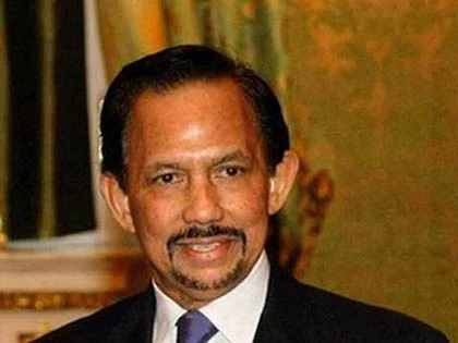 Chuyện tiêu tiền của các ông Vua ảnh 2