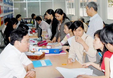 Nên sửa Luật Thuế thu nhập cá nhân trong năm 2011 ảnh 1