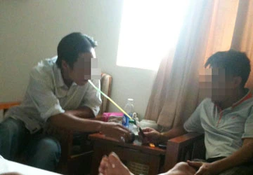 Trắng đêm trong thế giới ma túy ảnh 2