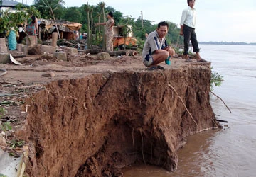 Bí thư Huyện ủy Hồng Ngự: Tôi không “bảo kê” khai thác cát trái phép ảnh 2 Bí thư Huyện ủy Hồng Ngự: Tôi không “bảo kê” khai thác cát trái phép ảnh 2
