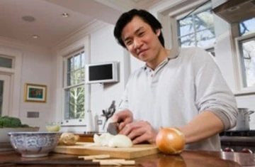 Những ông chồng hiện đại ngày càng đảm việc nhà ảnh 1