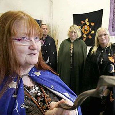 Phù thủy - nghề “hái ra tiền” ở Nga ảnh 1