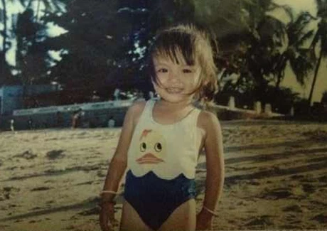 Ảnh "độc" của Hoa hậu Diễm Hương thời thơ ấu ảnh 5