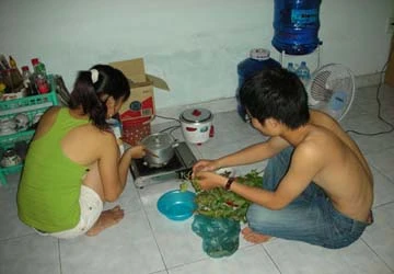 Ác mộng vợ chồng "hờ" ảnh 1