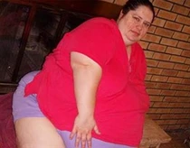 Ước mơ trở thành người phụ nữ béo nhất thế giới ảnh 1