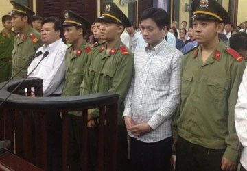 Ông Khỏe được giảm 8 năm tù ảnh 1