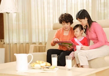 Mẹ phải ghê gớm ảnh 1