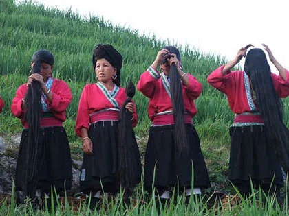 Tới thăm làng tóc dài nhất thế giới ảnh 2 Tới thăm làng tóc dài nhất thế giới ảnh 2