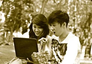 Mơ hồ tình yêu qua mạng của teen ảnh 1