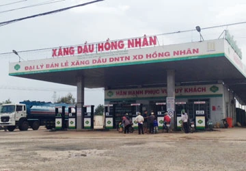 Tiếp loạt bài “Những cây xăng quyền lực trên quốc lộ 20”: Mới chỉ là “phần nổi”! ảnh 2 Tiếp loạt bài “Những cây xăng quyền lực trên quốc lộ 20”: Mới chỉ là “phần nổi”! ảnh 2