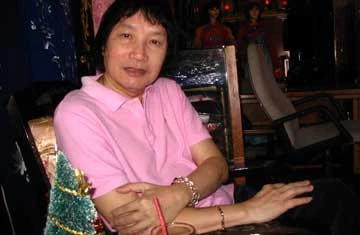Ở tuổi 60, NSƯT Minh Vương vẫn luôn tích cực là một nghệ sĩ tiên phong trong sự quý mến của đồng nghiệp và khán giả.