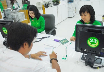 Du lịch nước ngoài phải khai rõ nguồn tiền ảnh 1