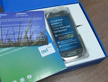 Nokia C7 chính hãng đã về VN ảnh 3