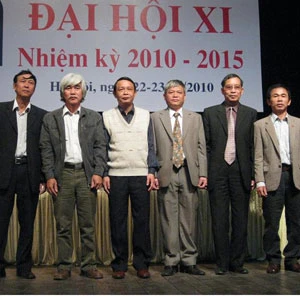 Hội Nhà văn Hà Nội có tân Chủ tịch ảnh 1