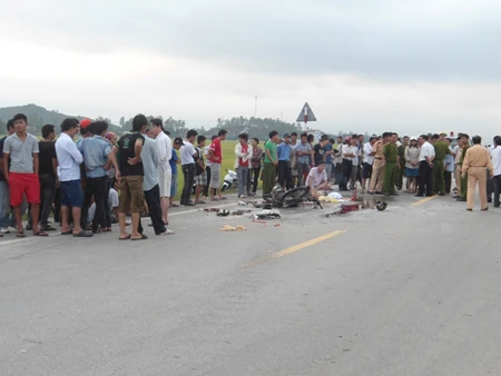 Hai trung úy hy sinh trên đường làm nhiệm vụ ảnh 1