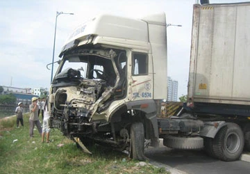 Chống đua xe: Quản chặt tiệm đôn dên, xoáy nòng ảnh 1