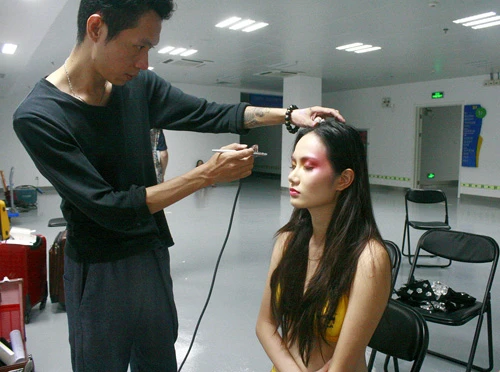 Người mẫu Việt lọt top 10 Siêu mẫu châu Á ảnh 2