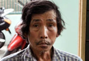 Ông lão nhặt rác trả lại 45 triệu đồng nhặt được ảnh 1 Ông lão nhặt rác trả lại 45 triệu đồng nhặt được ảnh 1