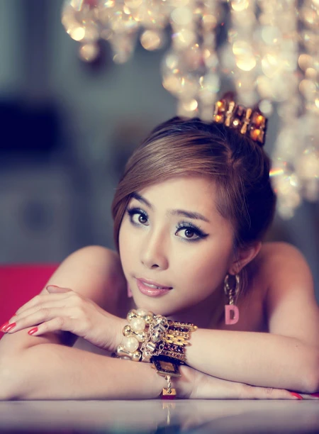 Quỳnh Nga: Trải lòng sau scandal "sex trên máy bay" ảnh 2