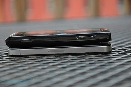 "Đập hộp" Xperia X10 phiên bản Mỹ ảnh 17