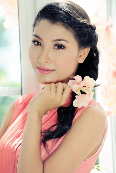 Miss Ngoisao vào bán kết Miss Photo 2012 ảnh 3