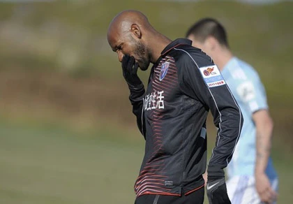 Anelka rời Chelsea trong muôn vàn nhục nhã ảnh 1