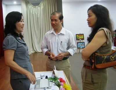 Phát hoảng khi thấy con xem phim sex ảnh 1