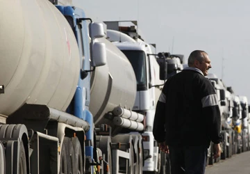 Thượng viện Pháp thông qua dự luật hưu trí ảnh 1