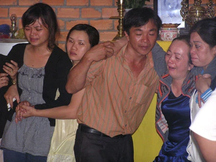 Vụ giết 2 trẻ em, đốt xác phi tang: Một giờ ở hiện trường vụ bắt cóc, giết người man rợ ảnh 1