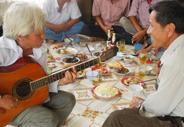 Uống rượu nhiều coi chừng viêm gan, loạn thần ảnh 1