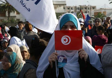 Cử tri Tunisia đi bỏ phiếu trong cuộc bầu cử lịch sử‎ ảnh 1