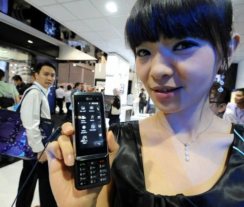 Hiện LG đầu tư vào nhiều dòng di động khác nhau. Ảnh: Reuters.