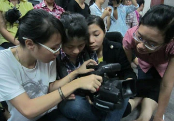 Sử dụng âm nhạc bừa bãi trên truyền hình ảnh 1