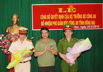 Bổ nhiệm hai phó giám đốc Công an tỉnh Đồng Nai ảnh 1 Bổ nhiệm hai phó giám đốc Công an tỉnh Đồng Nai ảnh 1