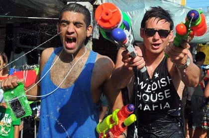 Tưng bừng Tết té nước ở Thái Lan ảnh 6