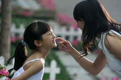 Gặp em bé hát trong lễ khai mạc Olympic Bắc Kinh 2008 ảnh 4