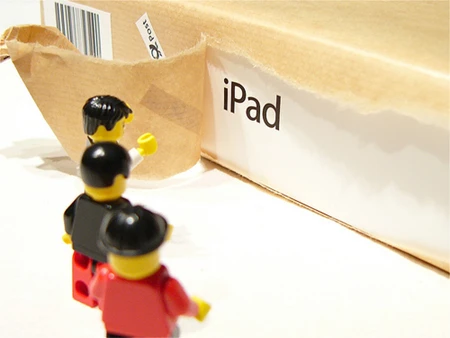Mở hộp iPad theo phong cách vui nhộn với xếp hình Lego ảnh 11