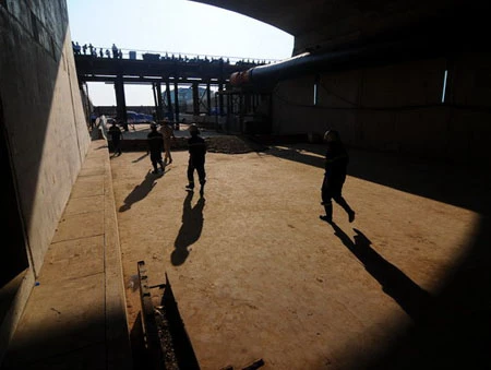 Thông hầm dẫn với đốt hầm Thủ Thiêm ảnh 2