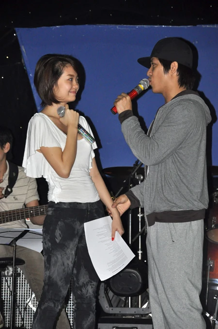 Minh Hằng đi tập với mặt "mộc" ảnh 6