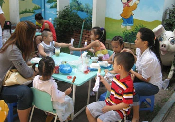 Xóa áp lực ép trẻ mầm non học chữ: Phải bắt đầu từ thầy cô, cha mẹ ảnh 1 Xóa áp lực ép trẻ mầm non học chữ: Phải bắt đầu từ thầy cô, cha mẹ ảnh 1