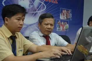 Tư vấn trực tuyến thi ĐH, CĐ 2012: Học nghề gì dễ kiếm việc? ảnh 2