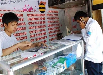 Dân buôn SIM đẹp tháo chạy trước giờ G ảnh 2