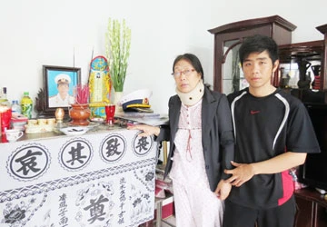 Vợ thuyền trưởng canô bị chìm lên tiếng ảnh 2 Vợ thuyền trưởng canô bị chìm lên tiếng ảnh 2