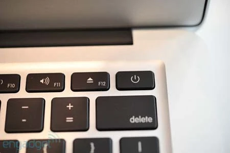 Cận cảnh Macbook Air "siêu mỏng" mới ảnh 4 Cận cảnh Macbook Air "siêu mỏng" mới ảnh 4