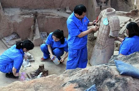 Phát hiện thêm nhiều chiến binh đất nung tại lăng mộ Tần Thủy Hoàng ảnh 3