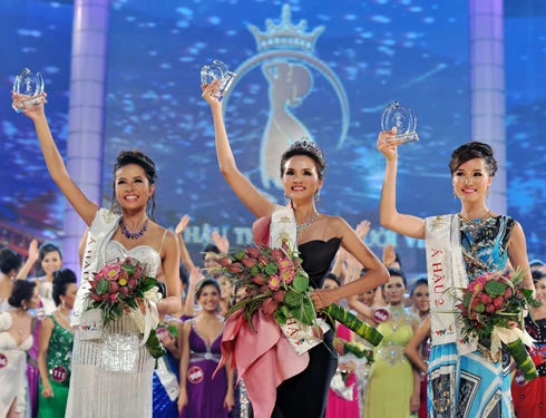 Á hậu Kiều Khanh đã có mặt trên website Miss World 2010 ảnh 2