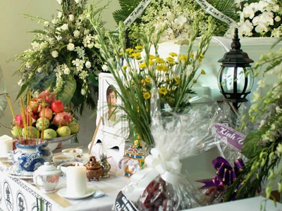 Hoa trắng tiễn đưa Huỳnh Phúc Điền