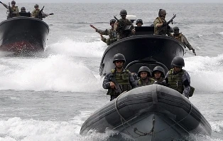 Philippines chống ngoại xâm ảnh 1